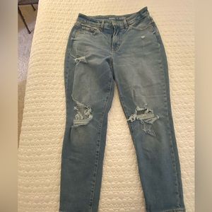 Old Navy OG Boyfriend jeans. Size 10. Slightly distressed.